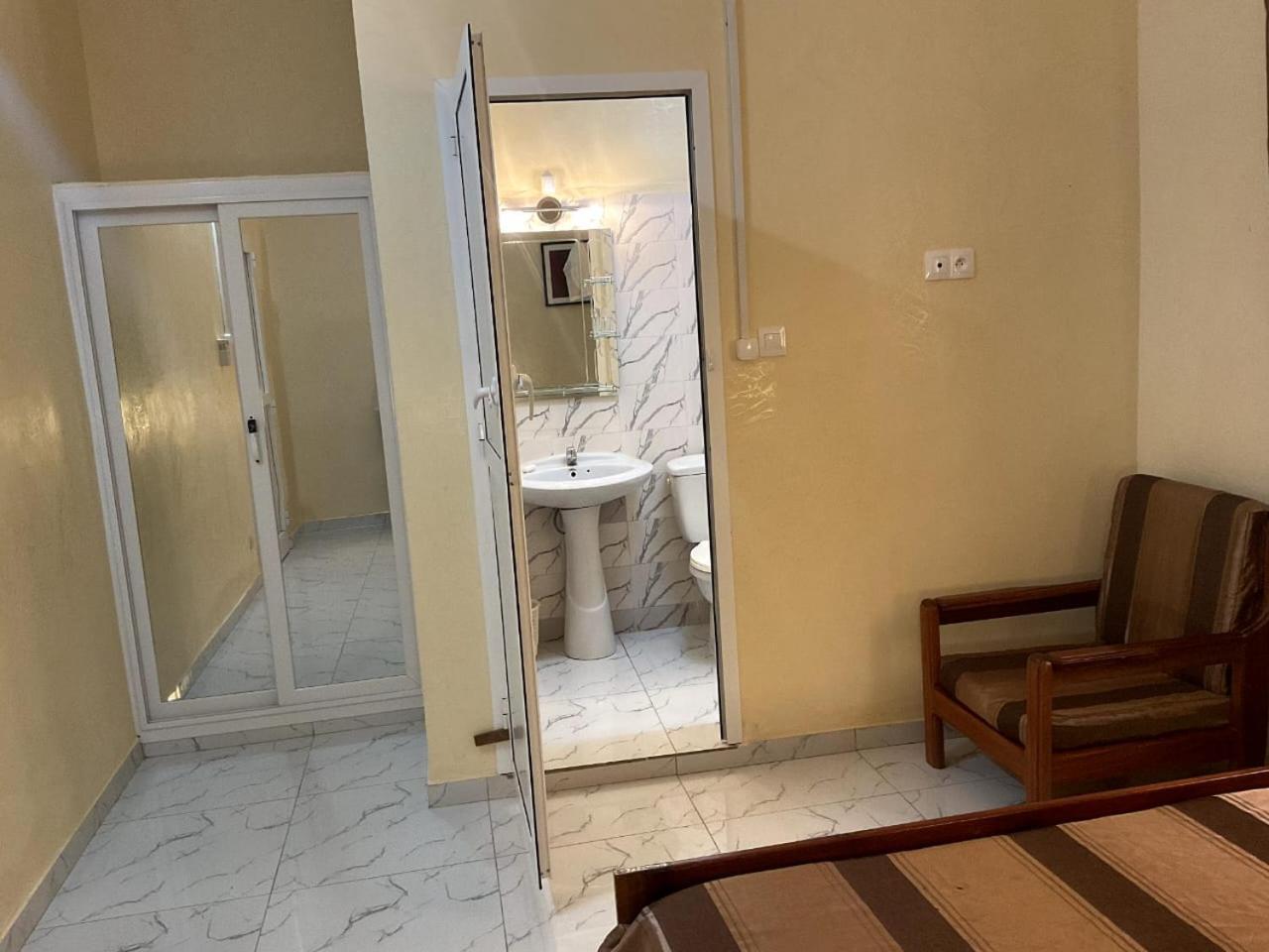 Residence Saint James Somone Esterno foto